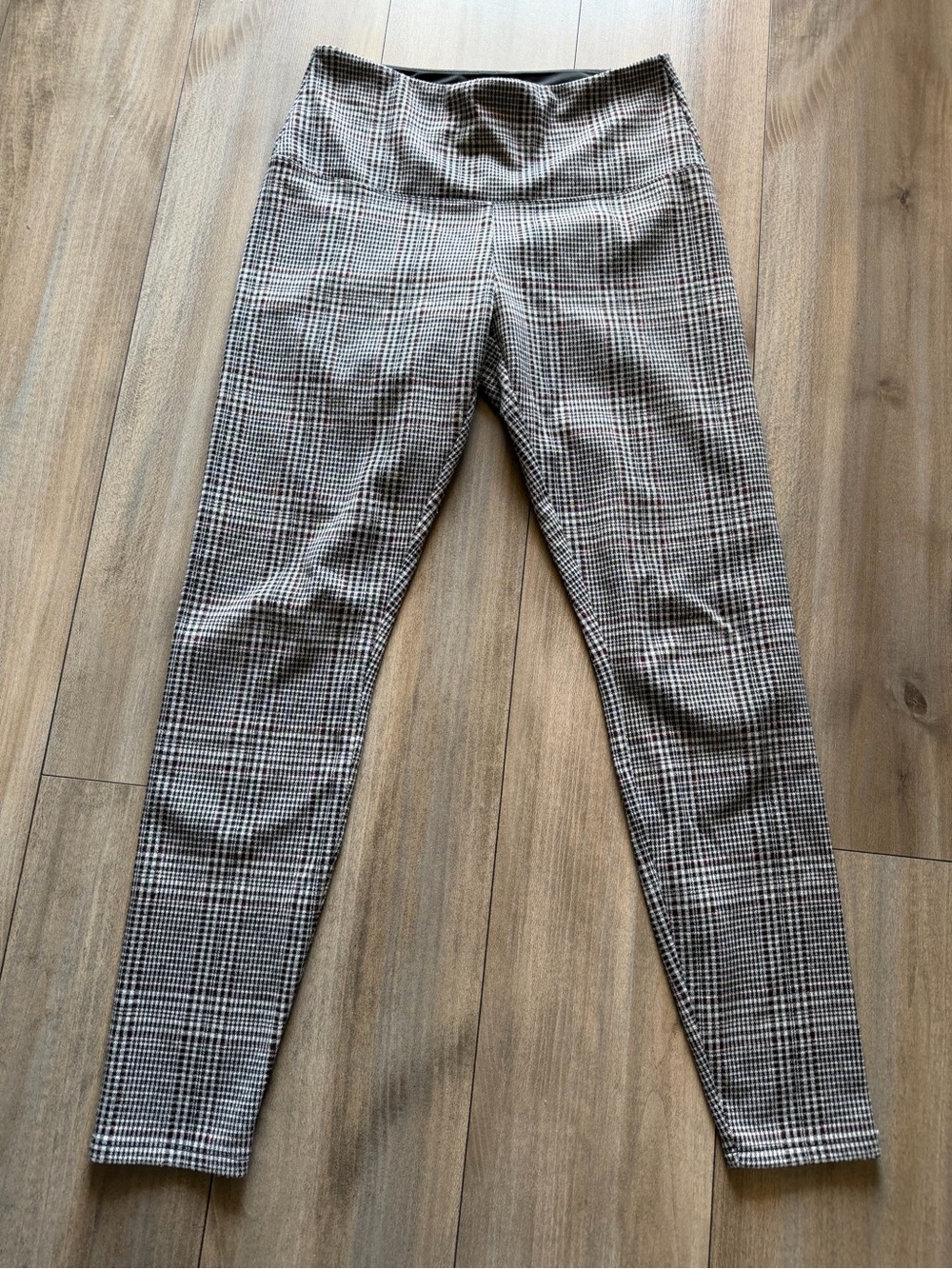 Lysse Black Plaid Lined Leggings